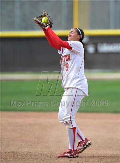 Thumbnail 2 in Murrieta Valley vs Fullerton (Michelle Carew Classic) photogallery.