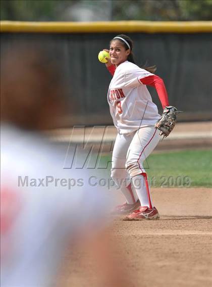 Thumbnail 3 in Murrieta Valley vs Fullerton (Michelle Carew Classic) photogallery.