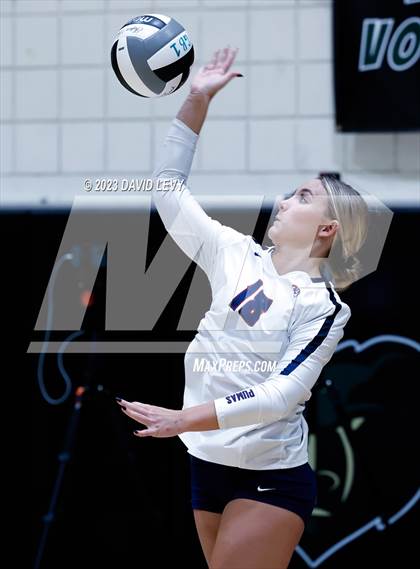 Thumbnail 1 in Perry @ Basha photogallery.