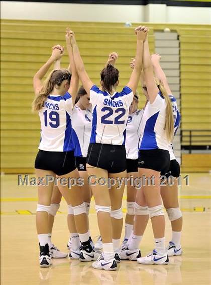 Thumbnail 1 in Capistrano Valley vs Santa Margarita (Aloha Cougar Classic) photogallery.