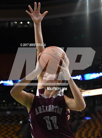 Thumbnail 3 in Arlington vs. Belmont (Good Sports Invitational) photogallery.