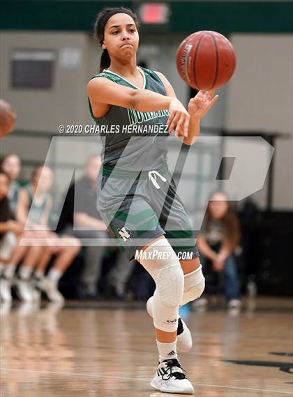 Thumbnail 1 in Hearne vs. Normangee (UIL 2A Bi-District Playoff) photogallery.