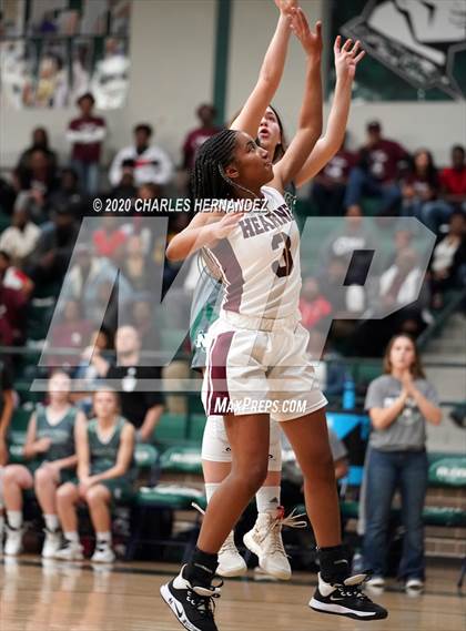 Thumbnail 2 in Hearne vs. Normangee (UIL 2A Bi-District Playoff) photogallery.