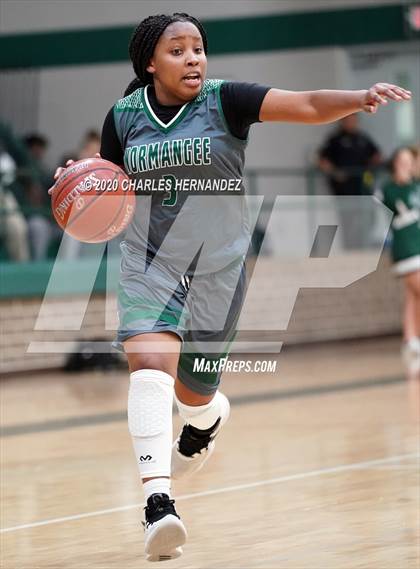 Thumbnail 1 in Hearne vs. Normangee (UIL 2A Bi-District Playoff) photogallery.