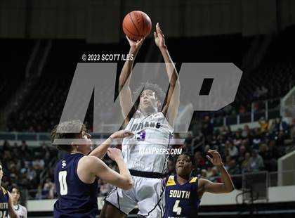 Thumbnail 3 in  South Point vs Africentric Early College (OHSAA D3 Regional Final) photogallery.