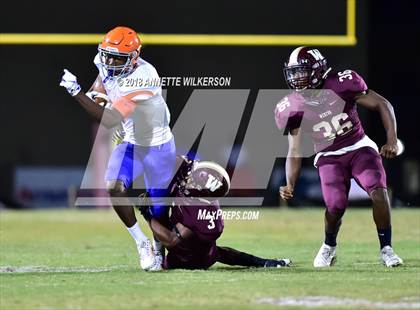 Thumbnail 2 in West Orange vs. Wekiva (FHSAA 8A Quarterfinal) photogallery.