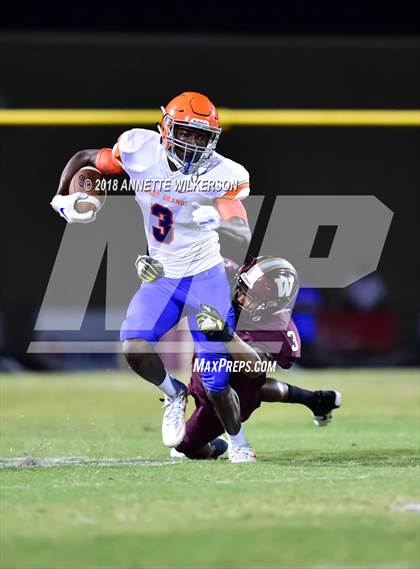 Thumbnail 1 in West Orange vs. Wekiva (FHSAA 8A Quarterfinal) photogallery.