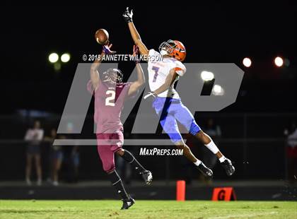 Thumbnail 2 in West Orange vs. Wekiva (FHSAA 8A Quarterfinal) photogallery.