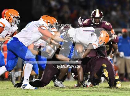 Thumbnail 1 in West Orange vs. Wekiva (FHSAA 8A Quarterfinal) photogallery.
