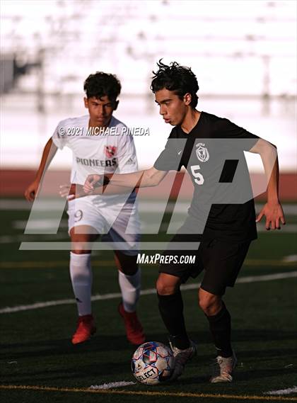 Thumbnail 2 in Artesia @ Portola photogallery.