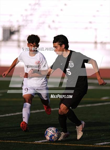 Thumbnail 3 in Artesia @ Portola photogallery.