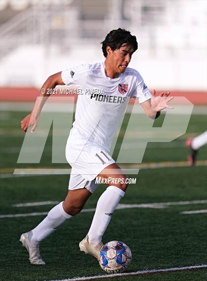 Thumbnail 2 in Artesia @ Portola photogallery.