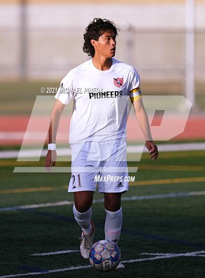 Thumbnail 1 in Artesia @ Portola photogallery.