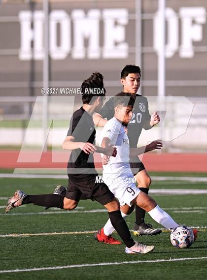 Thumbnail 1 in Artesia @ Portola photogallery.