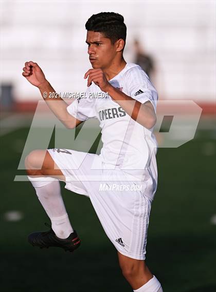 Thumbnail 1 in Artesia @ Portola photogallery.