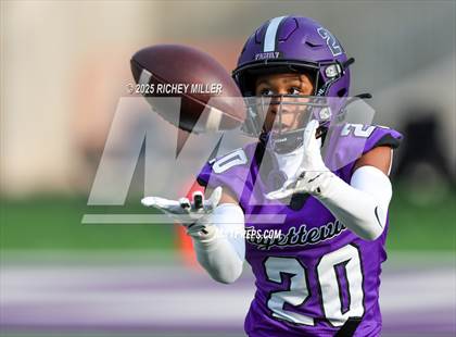 Thumbnail 3 in Broken Arrow @ Fayetteville photogallery.
