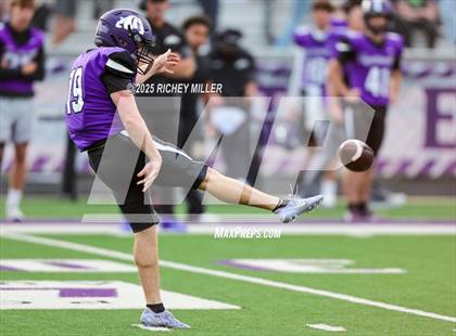 Thumbnail 3 in Broken Arrow @ Fayetteville photogallery.