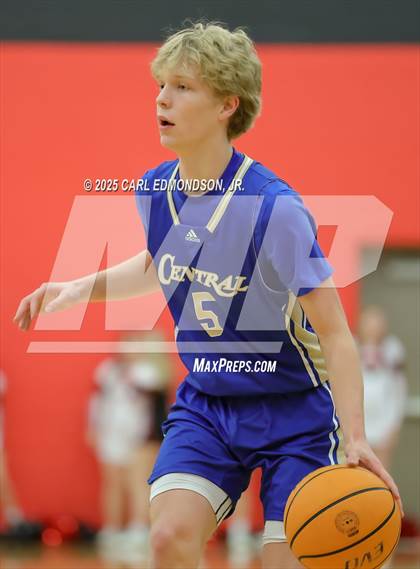 Thumbnail 1 in Wilson Central @ Stewarts Creek photogallery.
