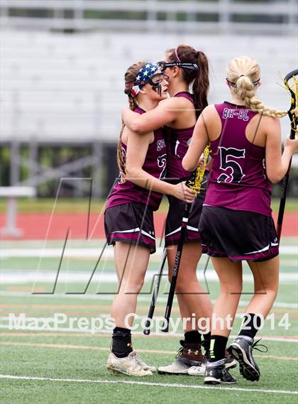 Thumbnail 3 in Burnt Hills-Ballston Lake vs. Minisink Valley (NYSPHSAA Class B Regional) photogallery.