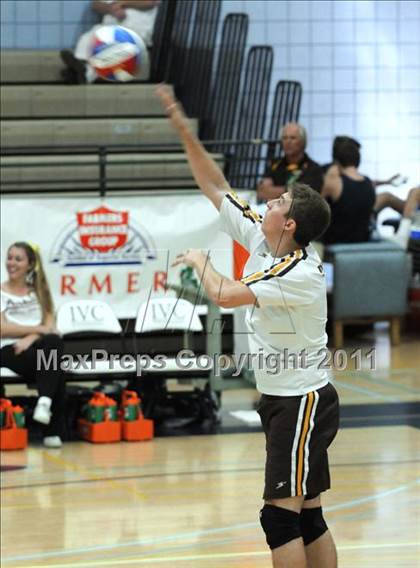 Thumbnail 1 in Parker vs. Laguna Beach (CIF SoCal D3 Regional Final) photogallery.