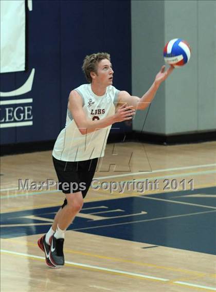 Thumbnail 1 in Parker vs. Laguna Beach (CIF SoCal D3 Regional Final) photogallery.