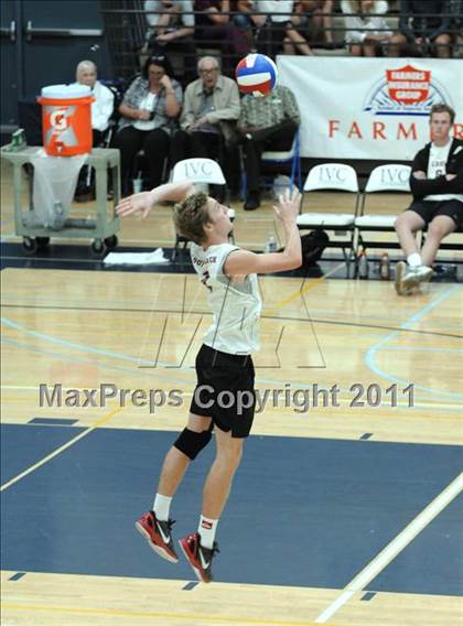 Thumbnail 1 in Parker vs. Laguna Beach (CIF SoCal D3 Regional Final) photogallery.