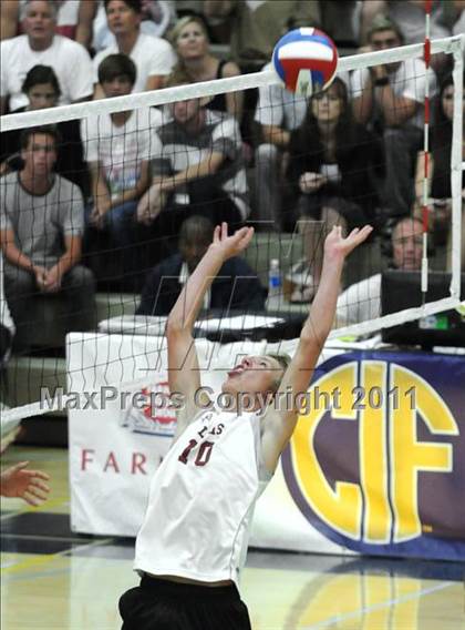 Thumbnail 3 in Parker vs. Laguna Beach (CIF SoCal D3 Regional Final) photogallery.