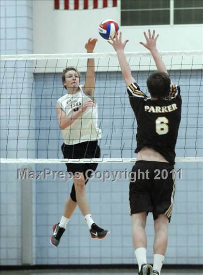 Thumbnail 1 in Parker vs. Laguna Beach (CIF SoCal D3 Regional Final) photogallery.