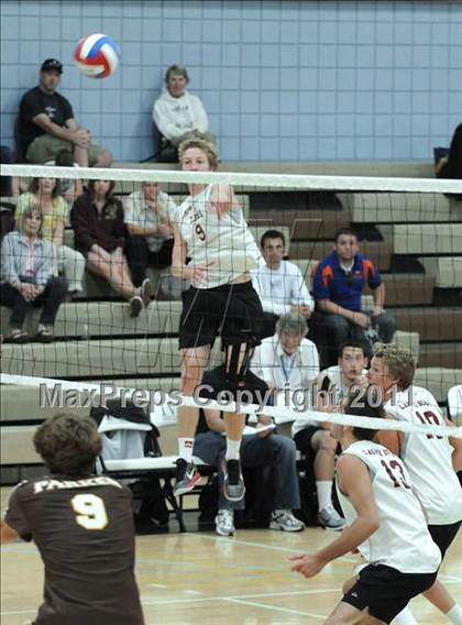 Thumbnail 1 in Parker vs. Laguna Beach (CIF SoCal D3 Regional Final) photogallery.