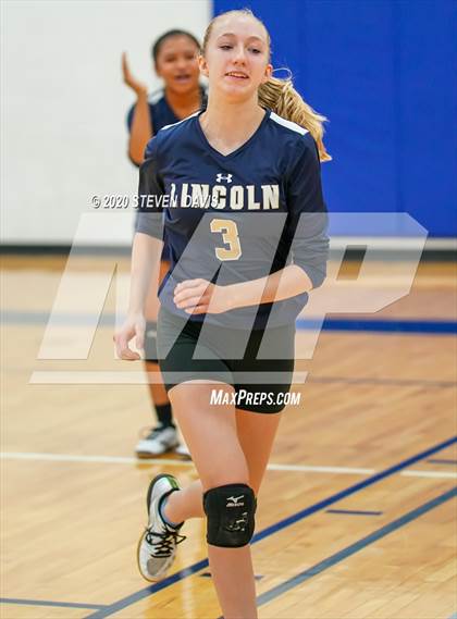Thumbnail 1 in Chandler Prep @ Lincoln Prep photogallery.
