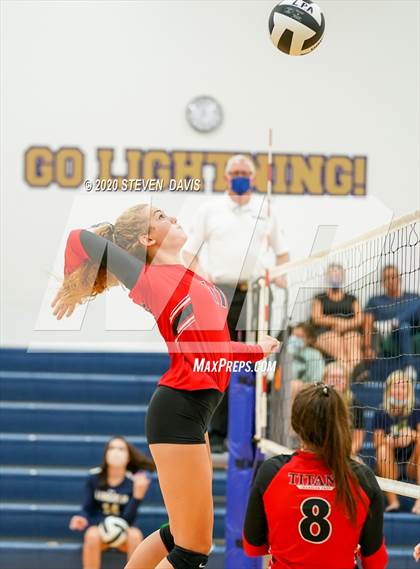 Thumbnail 3 in Chandler Prep @ Lincoln Prep photogallery.