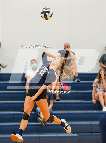 Thumbnail 2 in Chandler Prep @ Lincoln Prep photogallery.