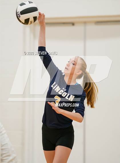 Thumbnail 2 in Chandler Prep @ Lincoln Prep photogallery.