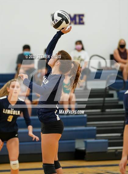 Thumbnail 1 in Chandler Prep @ Lincoln Prep photogallery.