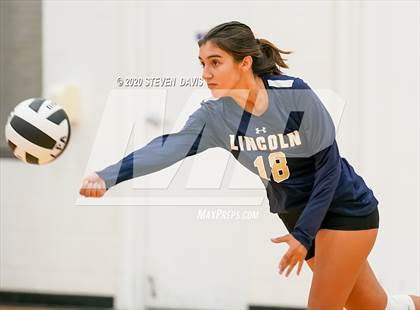 Thumbnail 2 in Chandler Prep @ Lincoln Prep photogallery.