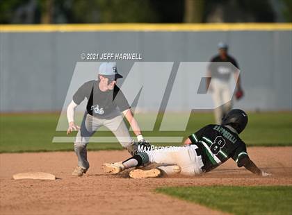 Thumbnail 2 in Mayfield vs. South (OHSAA D1 District Semifinal) photogallery.