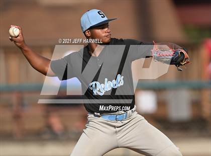 Thumbnail 1 in Mayfield vs. South (OHSAA D1 District Semifinal) photogallery.