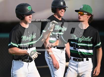 Thumbnail 3 in Mayfield vs. South (OHSAA D1 District Semifinal) photogallery.