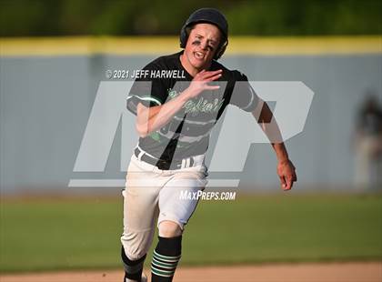 Thumbnail 3 in Mayfield vs. South (OHSAA D1 District Semifinal) photogallery.