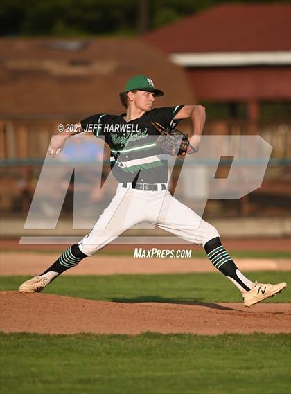 Thumbnail 2 in Mayfield vs. South (OHSAA D1 District Semifinal) photogallery.