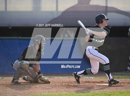 Thumbnail 3 in Mayfield vs. South (OHSAA D1 District Semifinal) photogallery.