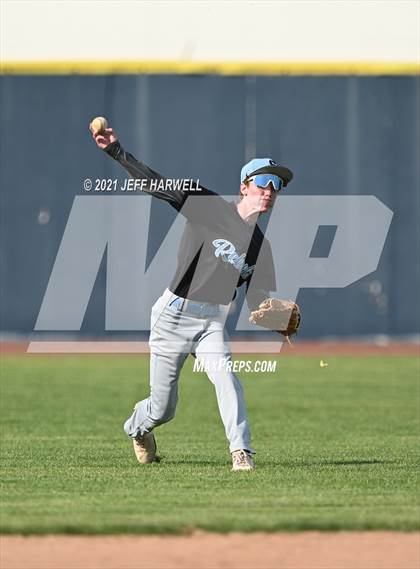 Thumbnail 3 in Mayfield vs. South (OHSAA D1 District Semifinal) photogallery.