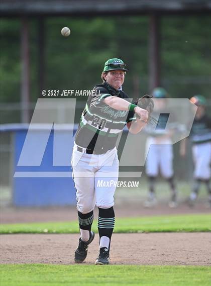Thumbnail 3 in Mayfield vs. South (OHSAA D1 District Semifinal) photogallery.