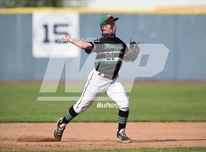 Thumbnail 3 in Mayfield vs. South (OHSAA D1 District Semifinal) photogallery.