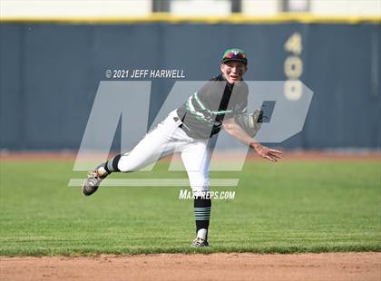 Thumbnail 2 in Mayfield vs. South (OHSAA D1 District Semifinal) photogallery.