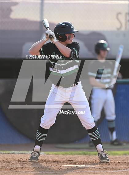 Thumbnail 2 in Mayfield vs. South (OHSAA D1 District Semifinal) photogallery.