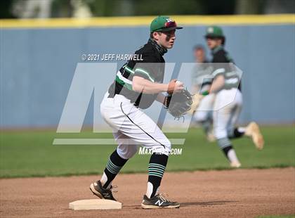 Thumbnail 1 in Mayfield vs. South (OHSAA D1 District Semifinal) photogallery.