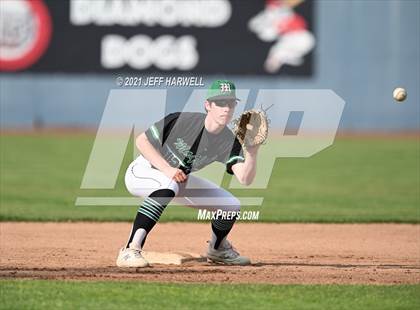Thumbnail 2 in Mayfield vs. South (OHSAA D1 District Semifinal) photogallery.