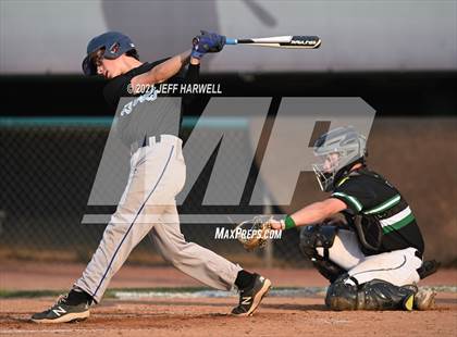Thumbnail 1 in Mayfield vs. South (OHSAA D1 District Semifinal) photogallery.