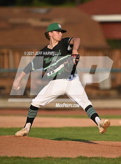 Thumbnail 1 in Mayfield vs. South (OHSAA D1 District Semifinal) photogallery.